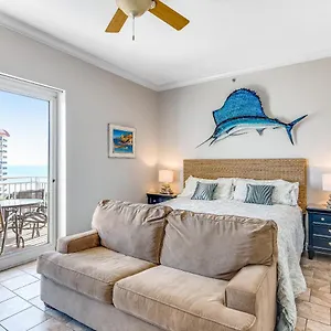 sterling-beach-iii.panamacity-beachhotels.com/