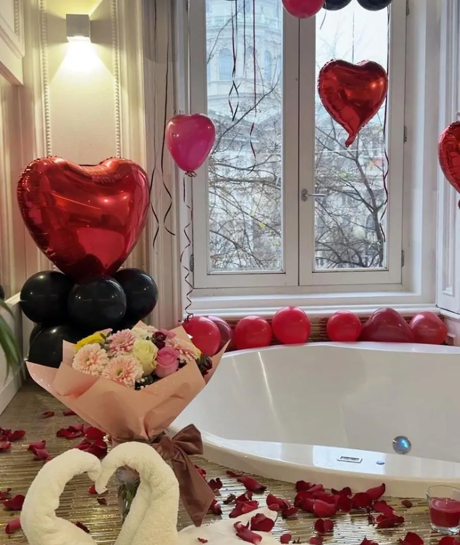 Vip Jacuzzi Luxury Apartment Budapest Hungary