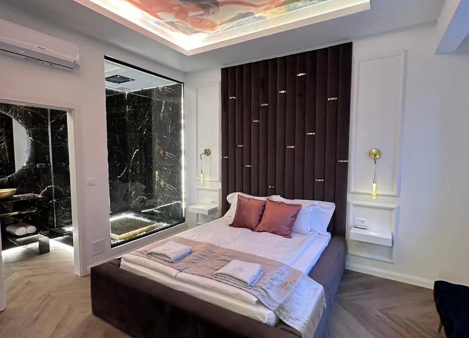 Vip Jacuzzi Luxury Apartment Budapest Hungary